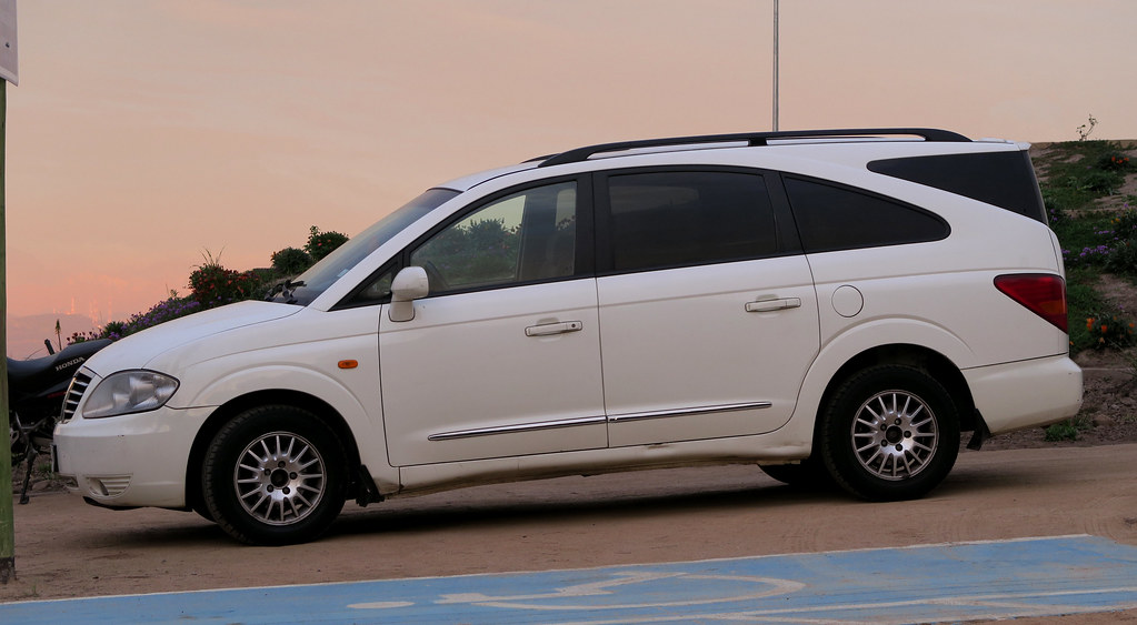 Ssangyong Stavic2010